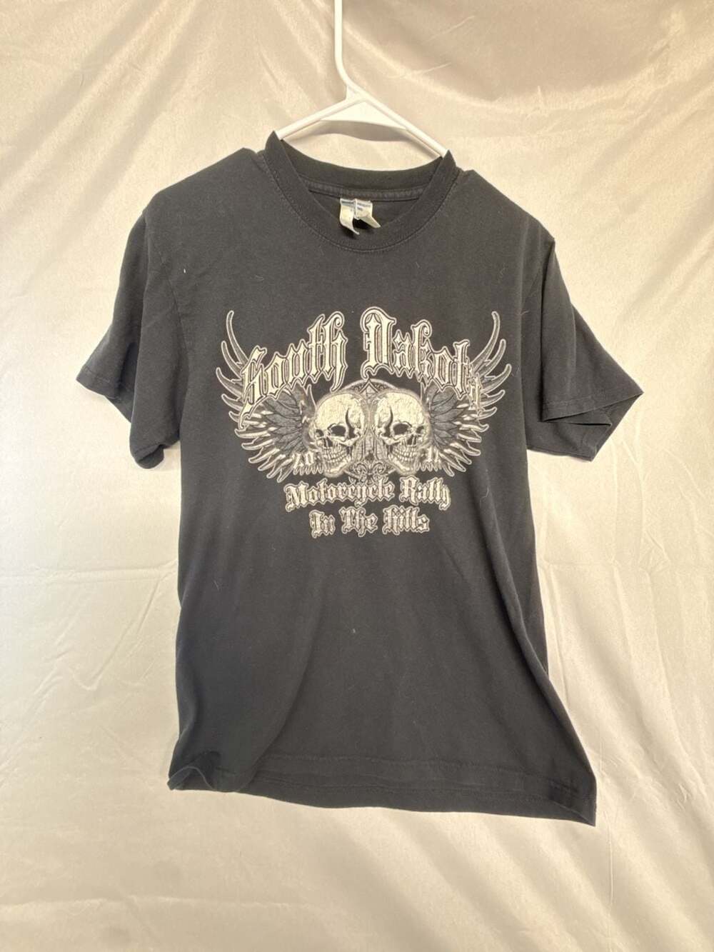 Y2k Jerzees South Dakota Motorcycle Rally T-Shirt Size M Black Gothic Skulls